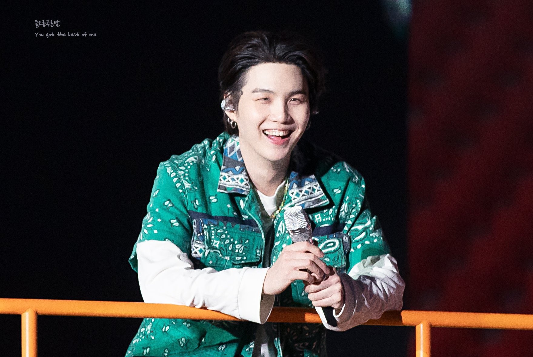 Từ cậu bé nghèo trở thành rapper – nhà sản xuất nổi tiếng thế giới ảnh 9 Tu cau be ngheo tro thanh rapper – nha san xuat noi tieng the gioi anh 9