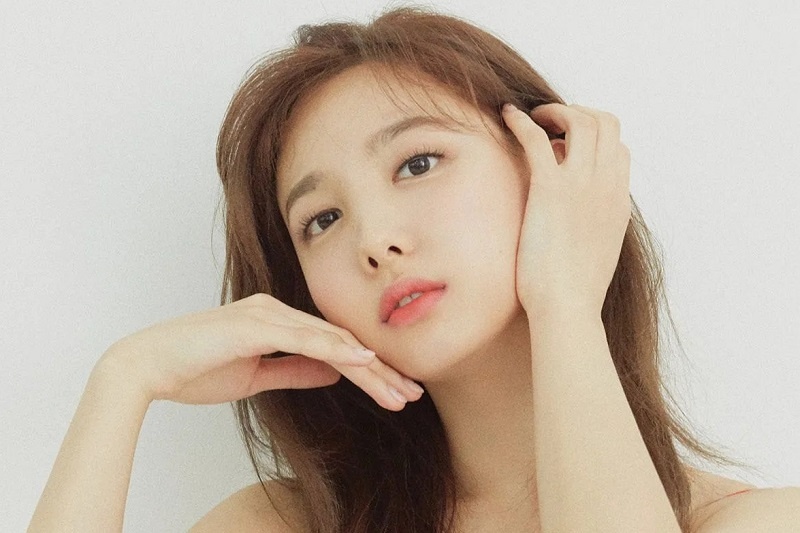 Ly do Na Yeon la thanh vien dau tien cua TWICE duoc ra mat solo hinh anh