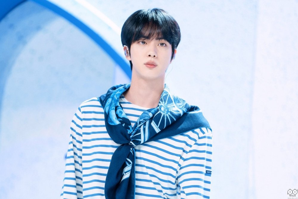 Tu idol bi gan mac bat tai den giong ca noi tieng toan cau anh 9