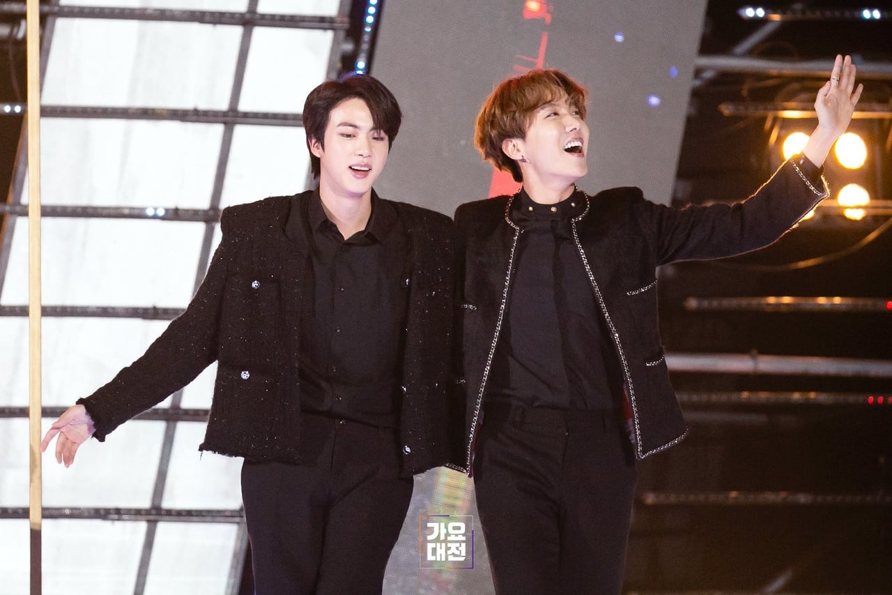 Tu idol bi gan mac bat tai den giong ca noi tieng toan cau anh 13