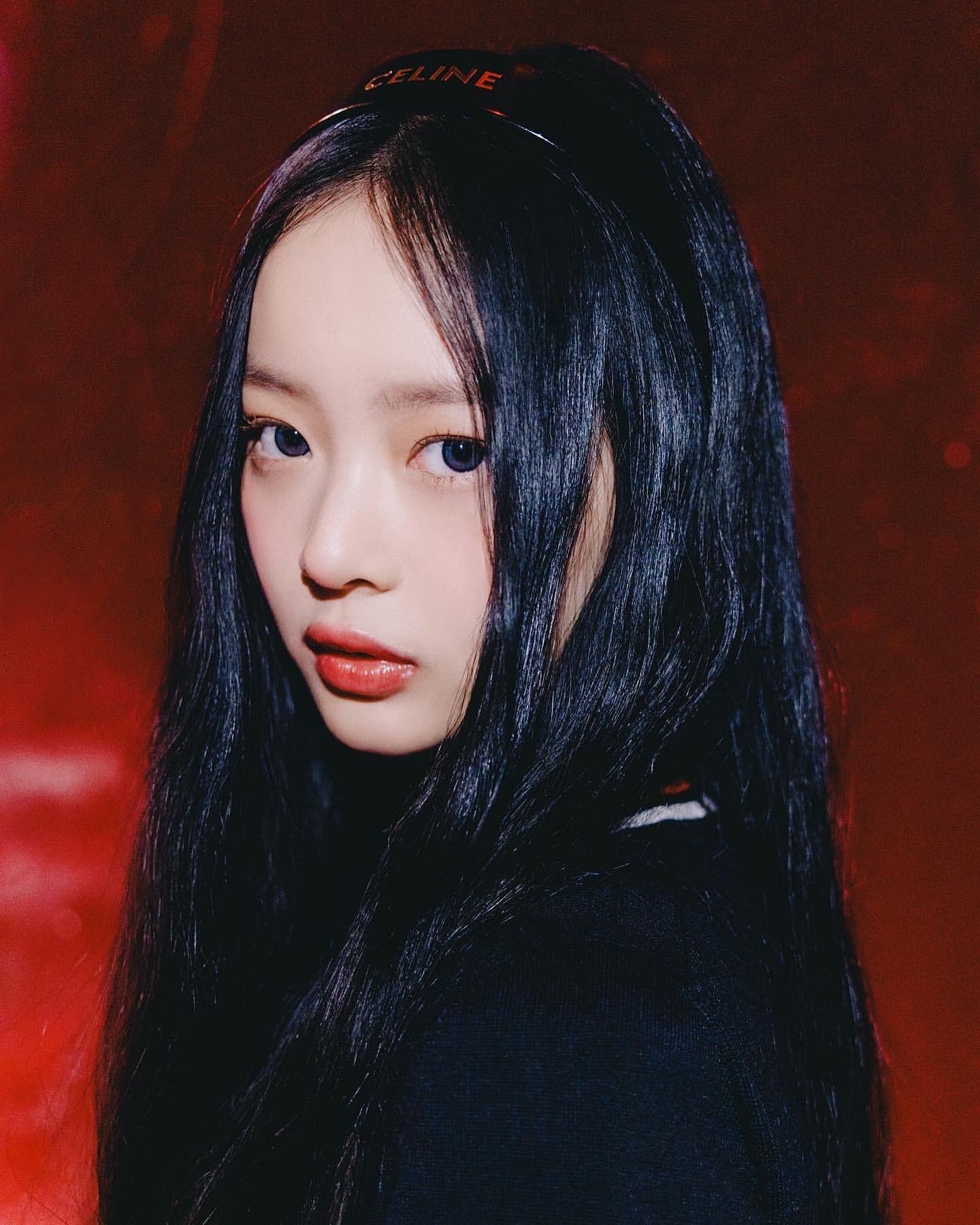 Nhóm nữ mới thuộc công ty BTS được đánh giá không thua kém BlackPink ảnh 8 Nhom nu moi thuoc cong ty BTS duoc danh gia khong thua kem BlackPink anh 8