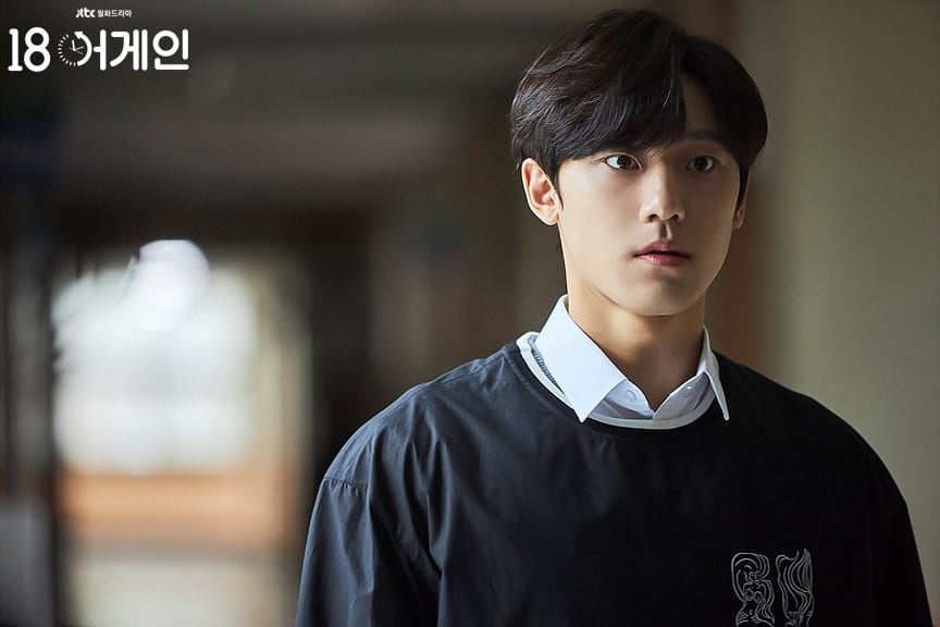 Dan dien vien chat luong trong phim bao thu cua Song Hye Kyo anh 9