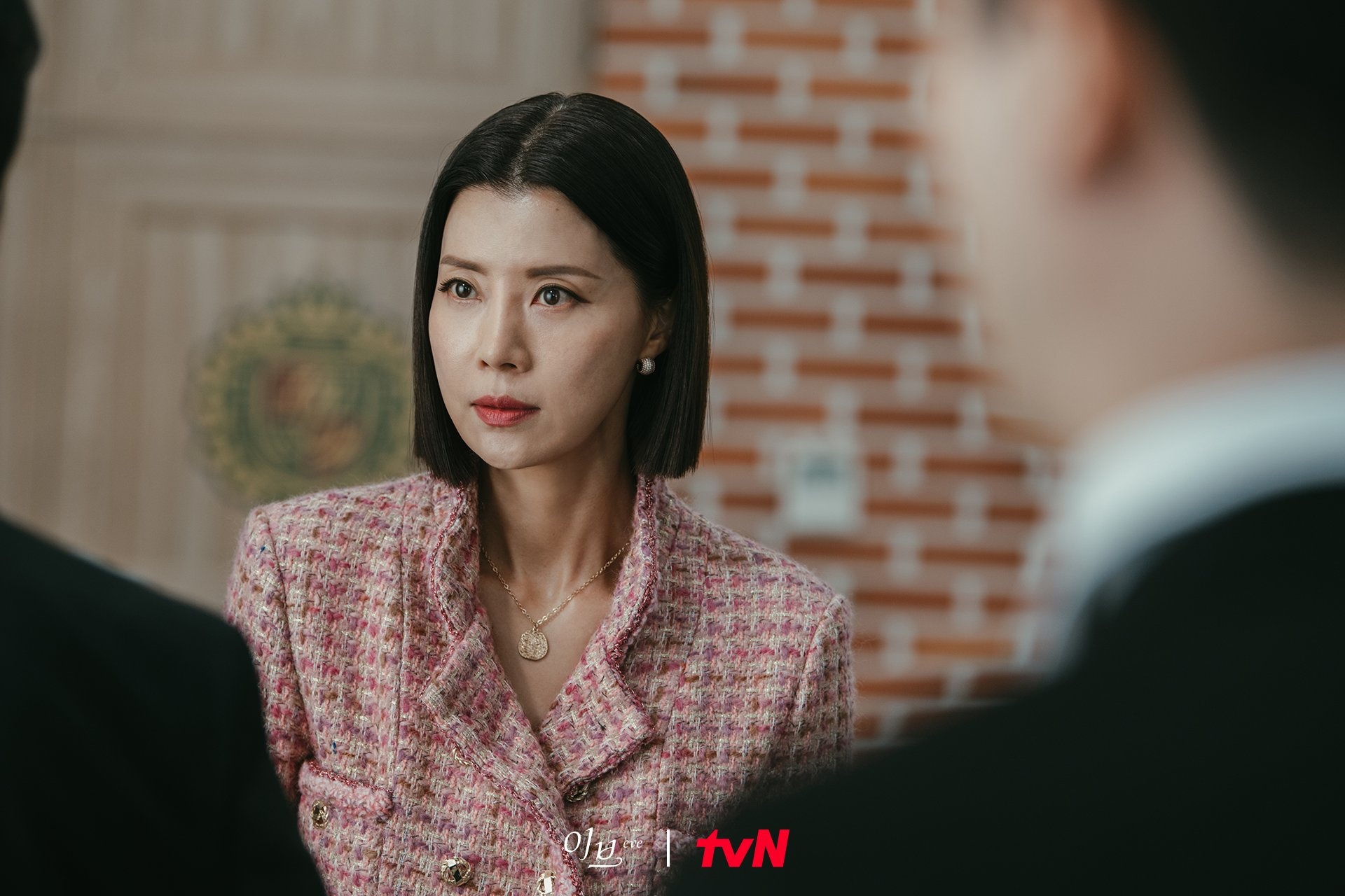 Màn tái xuất của “điên nữ” Seo Ye Ji gây thất vọng ảnh 15 Man tai xuat cua “dien nu” Seo Ye Ji gay that vong anh 15