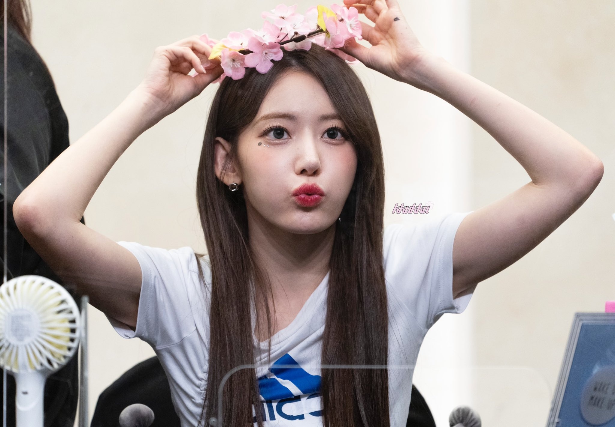 idol gen 4 noi tieng anh 11