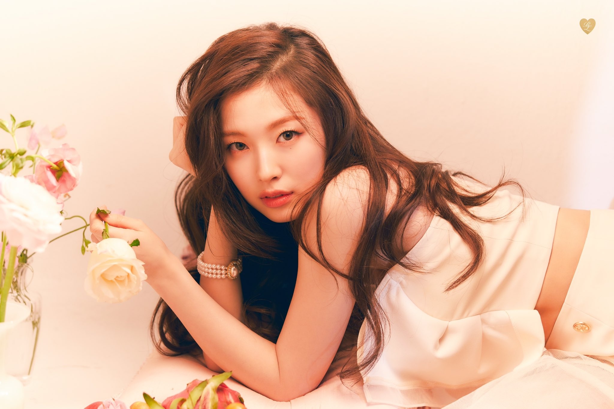 Nu idol Kpop quyen ru anh 13