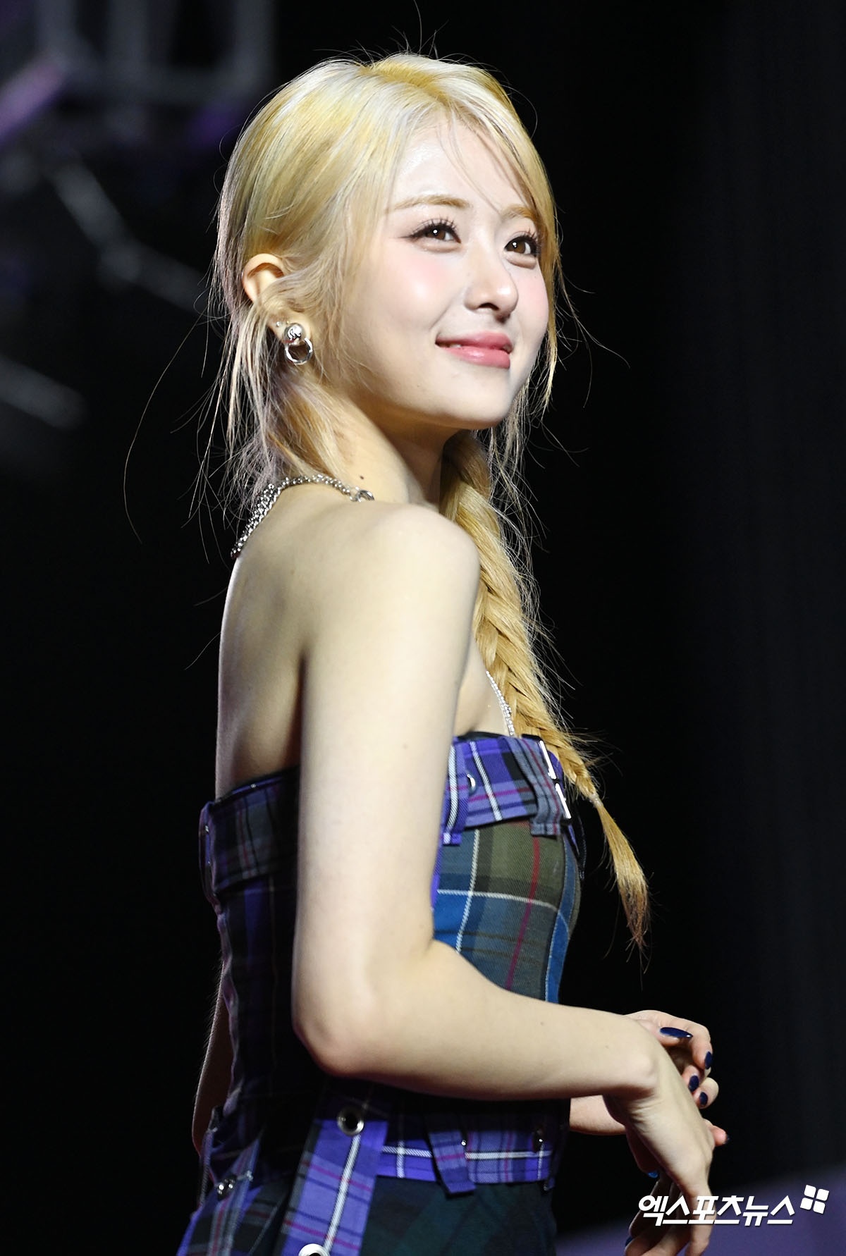 NewJeans tren tham do anh 15