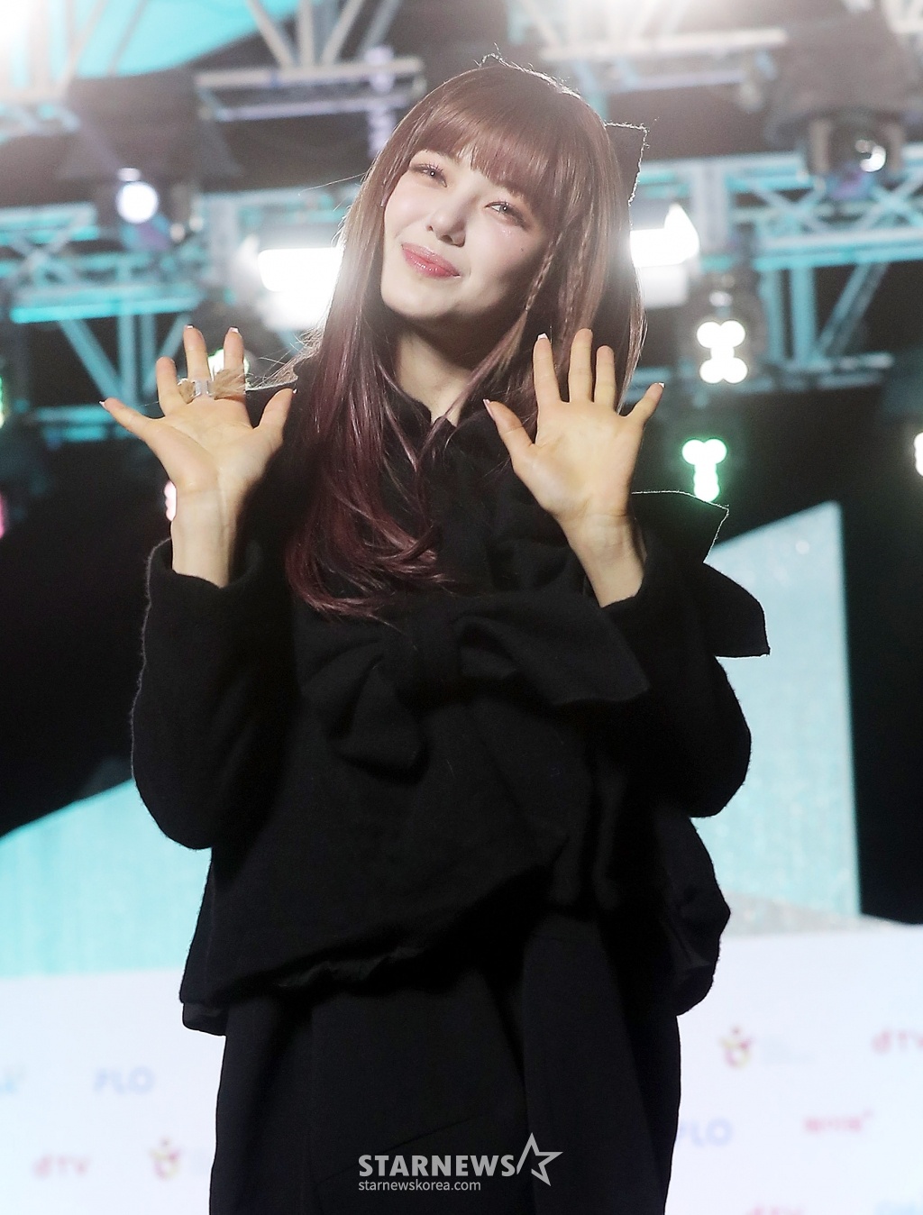 NewJeans tren tham do anh 12