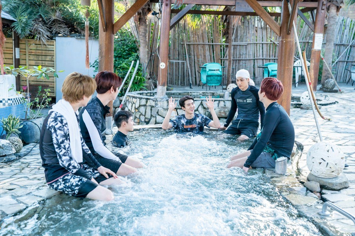 show thuc te rieng anh 12