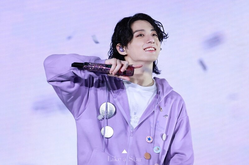 Jung Kook va dan em ut toan nang nha HYBE hinh anh