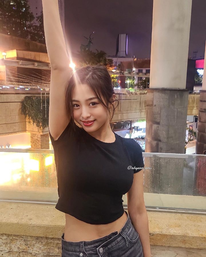 Jennie thu hai cua YG anh 9