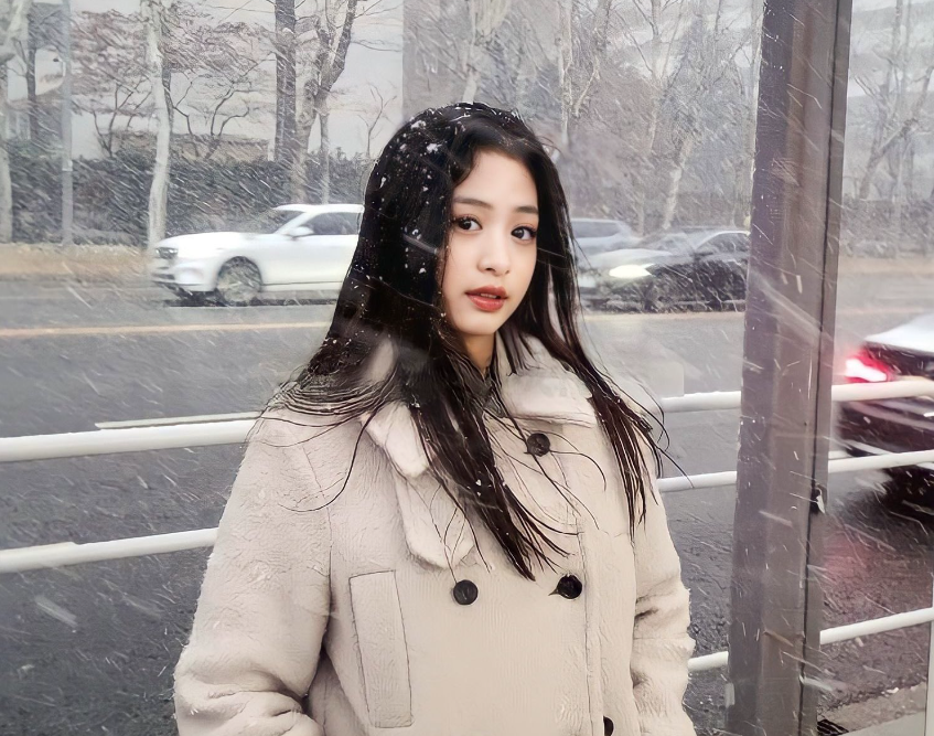 Jennie thu hai cua YG anh 3