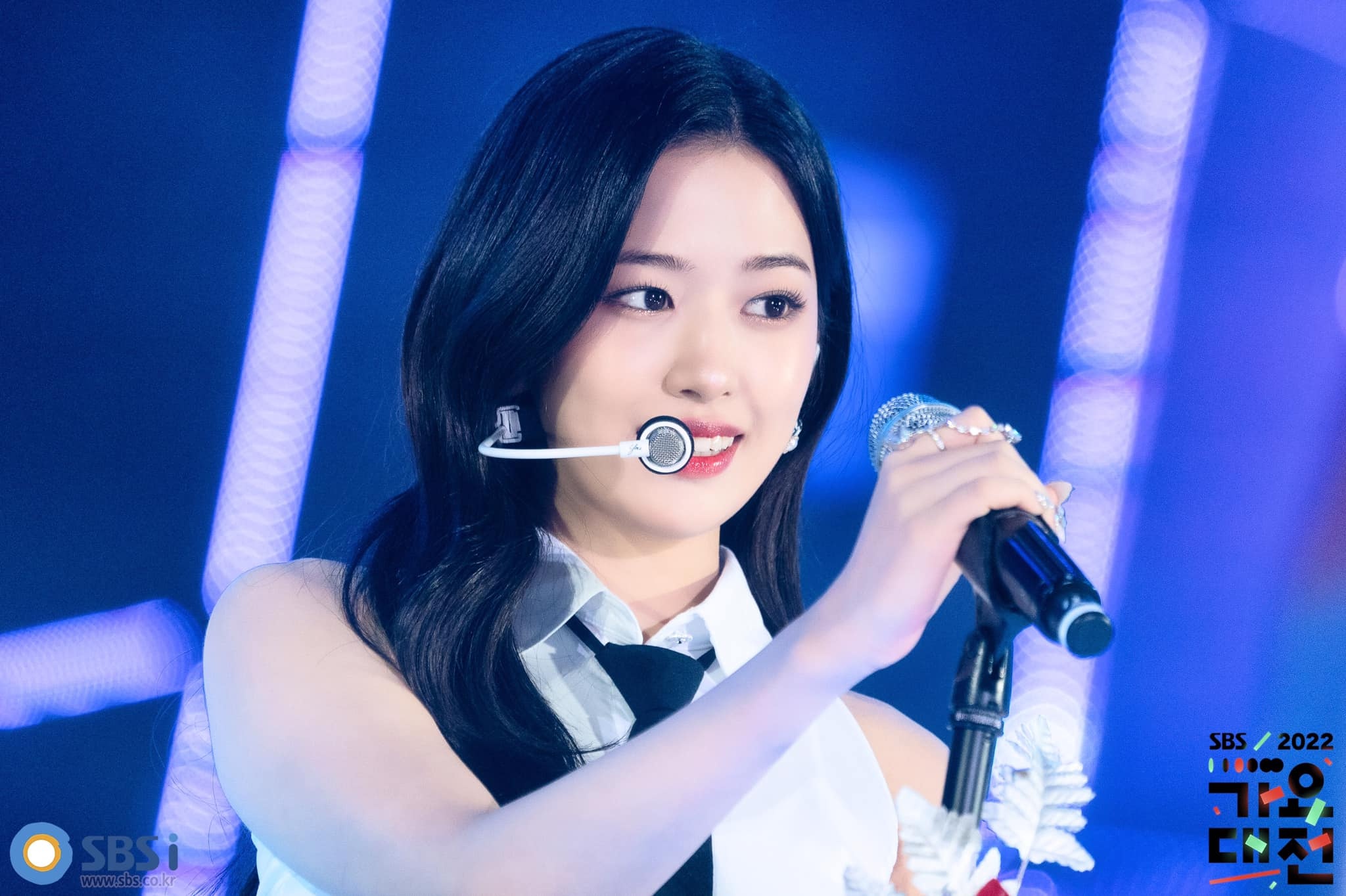 truong nhom tre tuoi Kpop anh 4