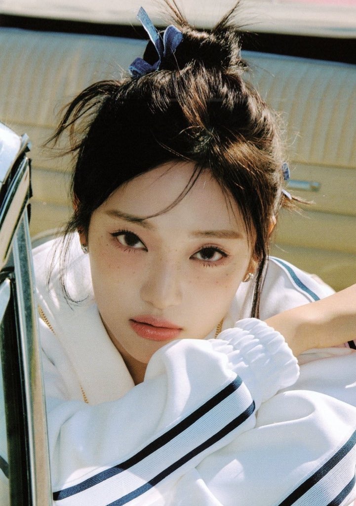 nhan sac Ningning anh 14