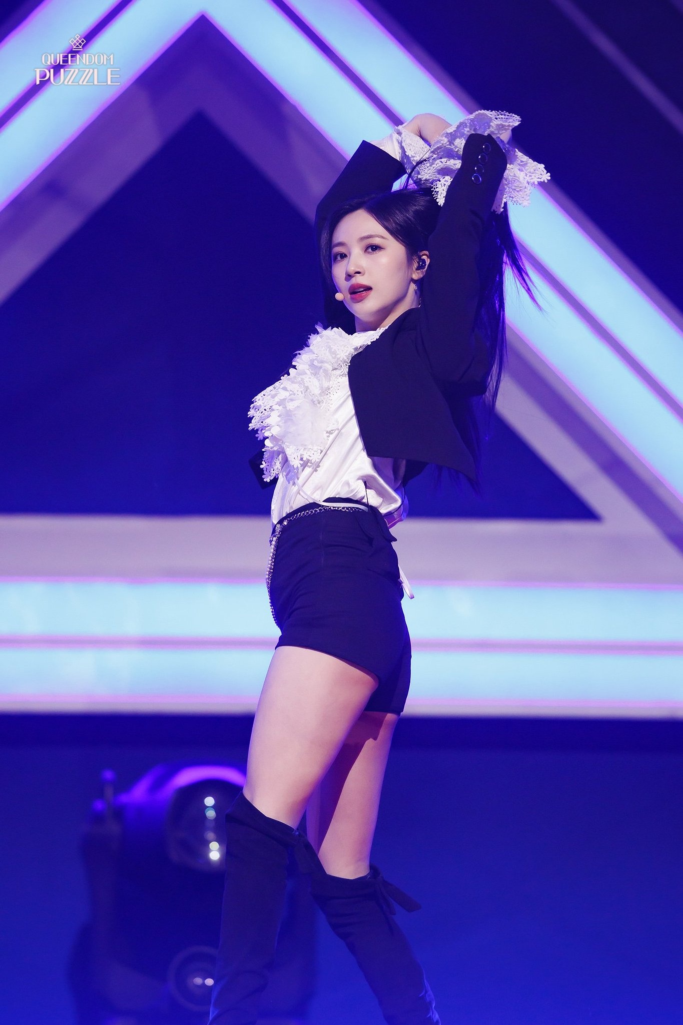 nhan to moi trong Queendom anh 2