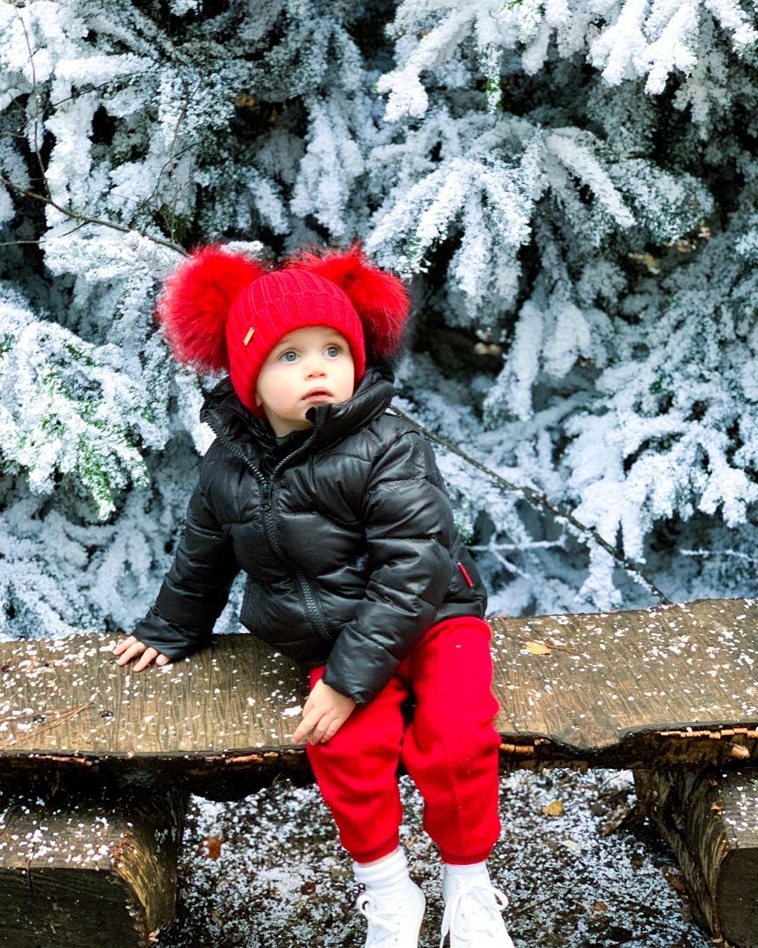 Cau be mot tuoi kiem bon tien tren mang anh 11