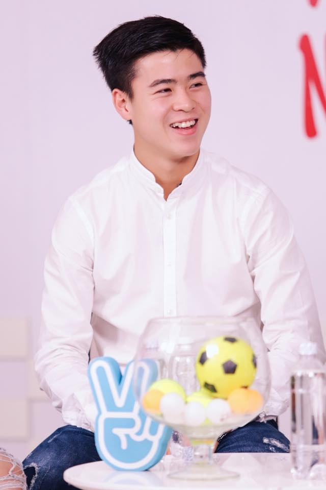 Anh cac cau thu tuyen VN khi con be anh 13