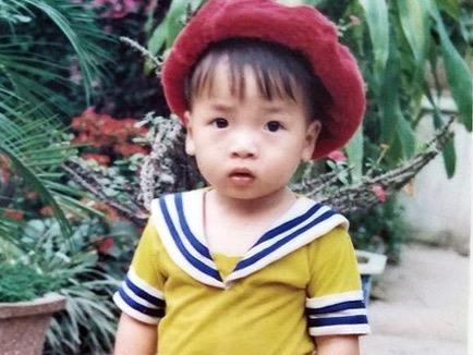 Anh ngay be dang yeu, 'ngo tau' cua cac cau thu tuyen Viet Nam hinh anh