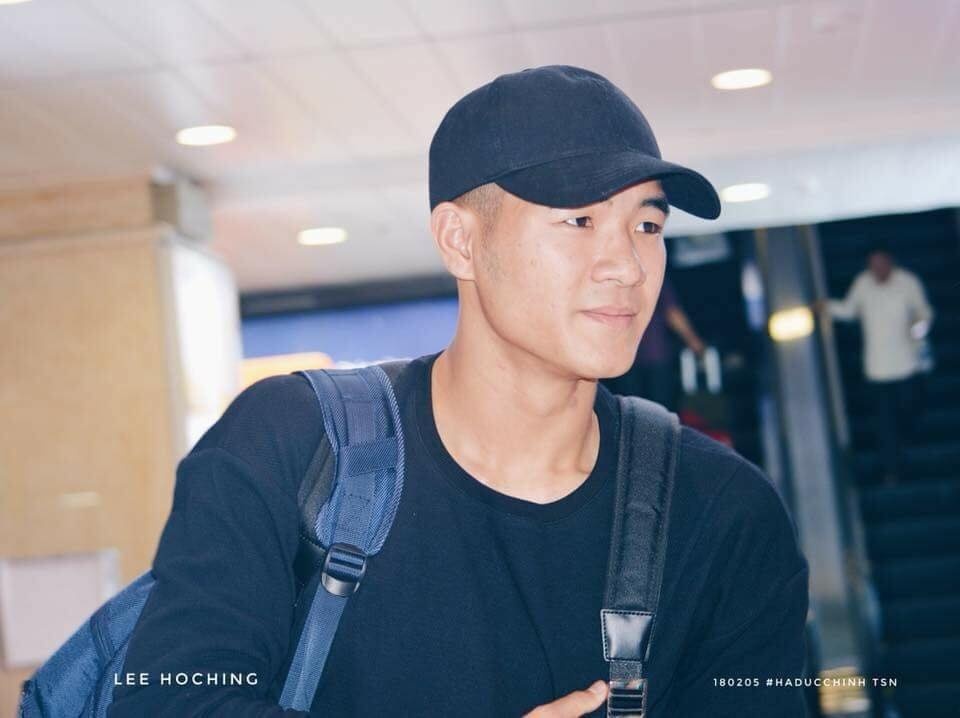 Anh cac cau thu tuyen VN khi con be anh 19