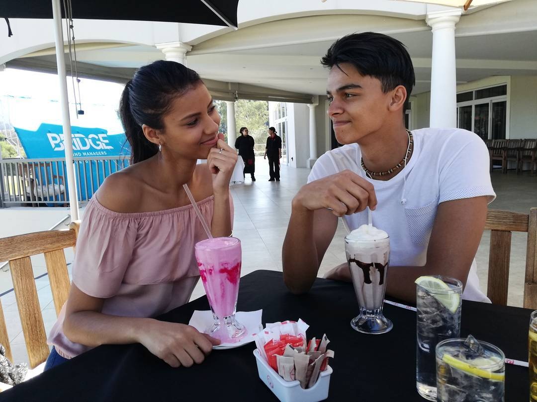 em trai a hau 1 hoa hau hoan vu anh 9