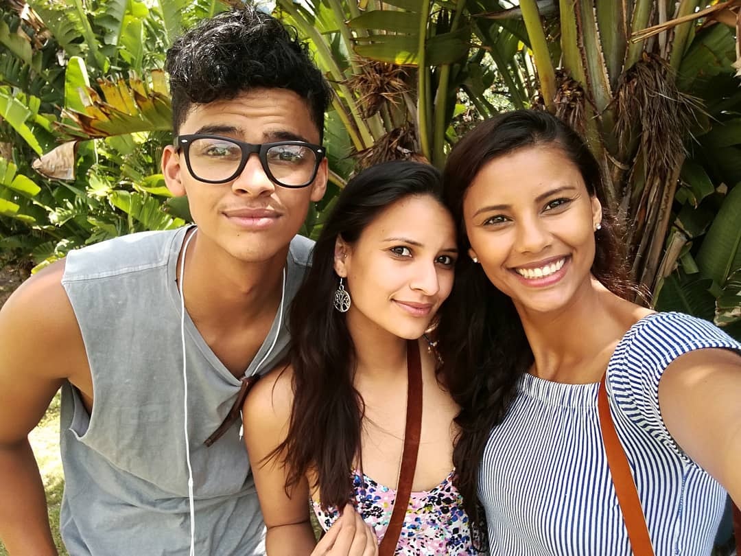 em trai a hau 1 hoa hau hoan vu anh 4