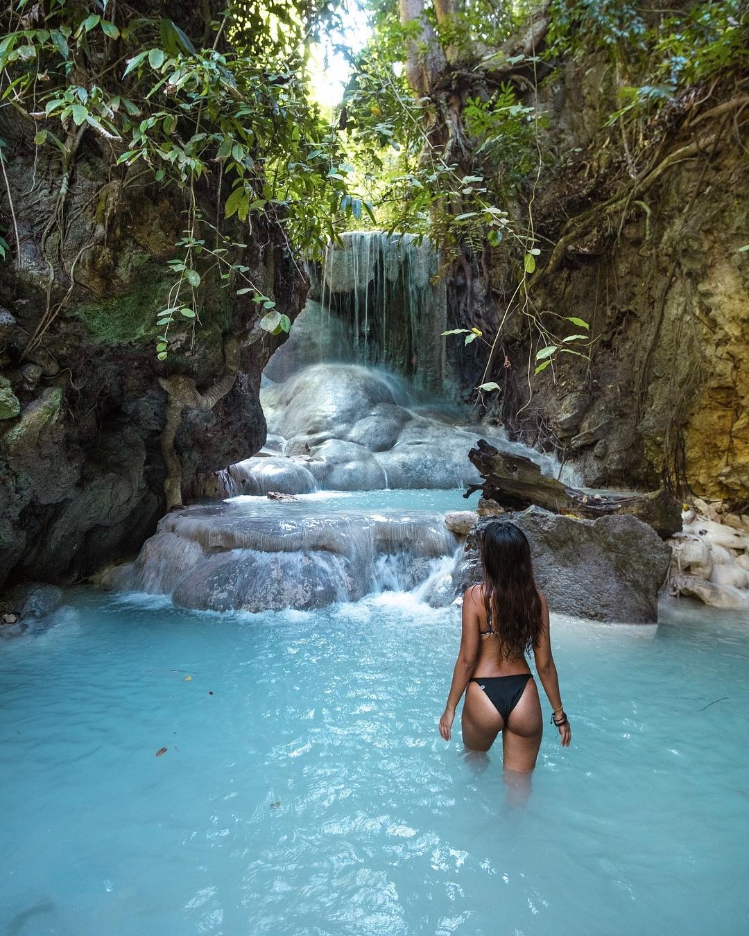 co gai Philippines co ve ngoai giong H'Hen Nie anh 16