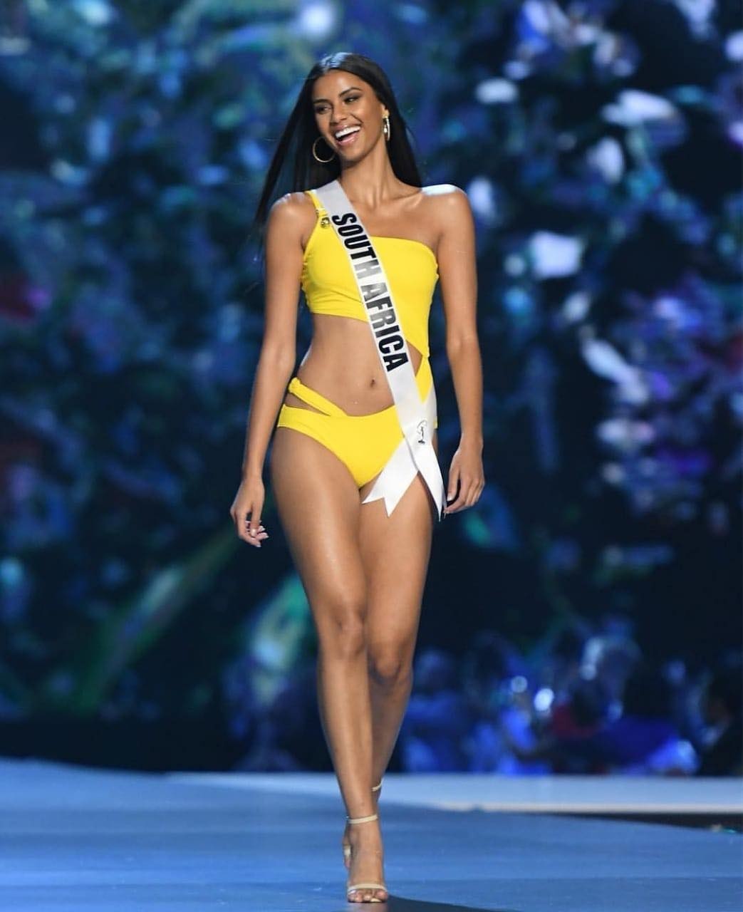 em trai a hau 1 hoa hau hoan vu anh 1