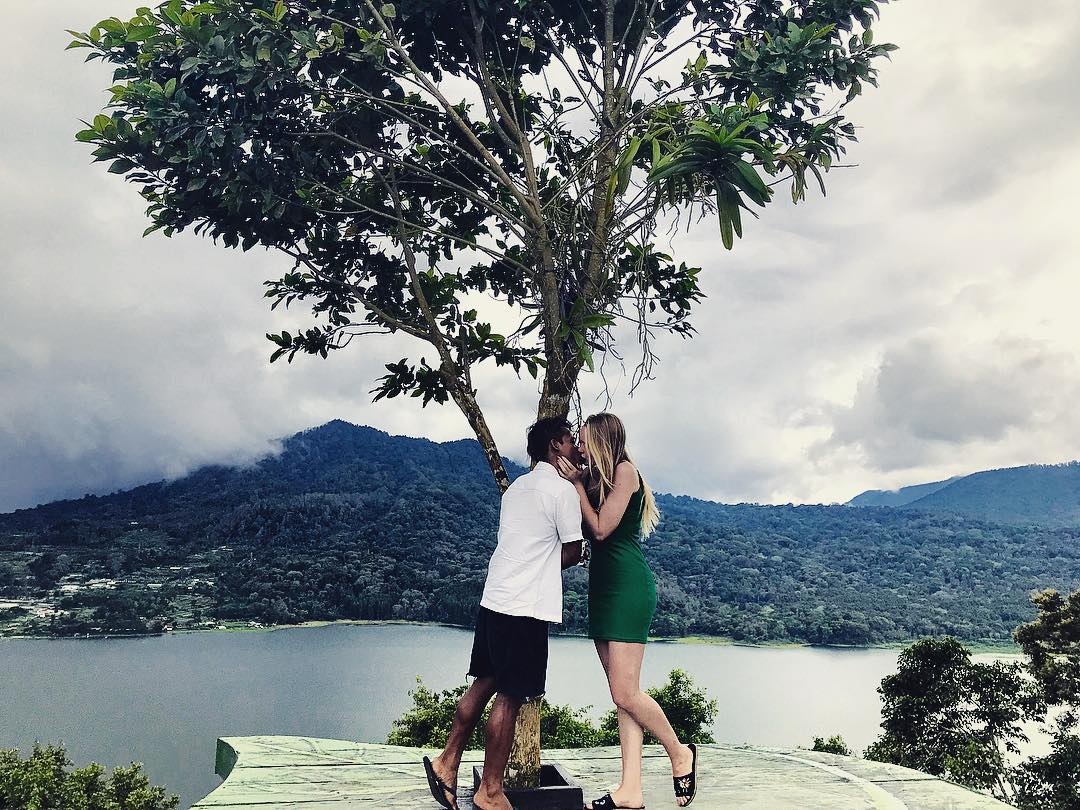 doi vo chong co ngoai hinh chenh lech anh 3