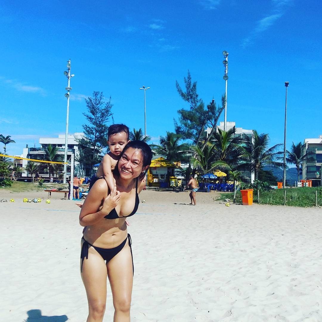 HLV the luc moi cua tuyen Viet Nam hanh phuc ben vo va con trai anh 6