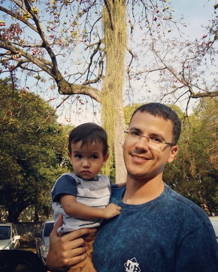 HLV the luc moi cua tuyen Viet Nam hanh phuc ben vo va con trai anh 18