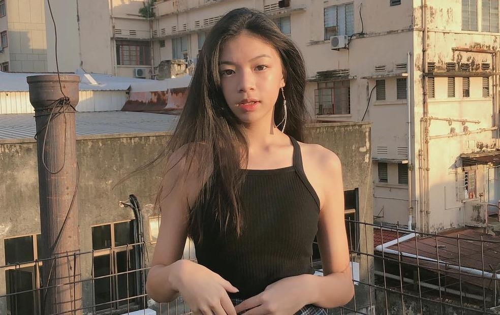 Nu sinh Malaysia 15 tuoi da kiem bon tien, la ngoi sao tren mang hinh anh