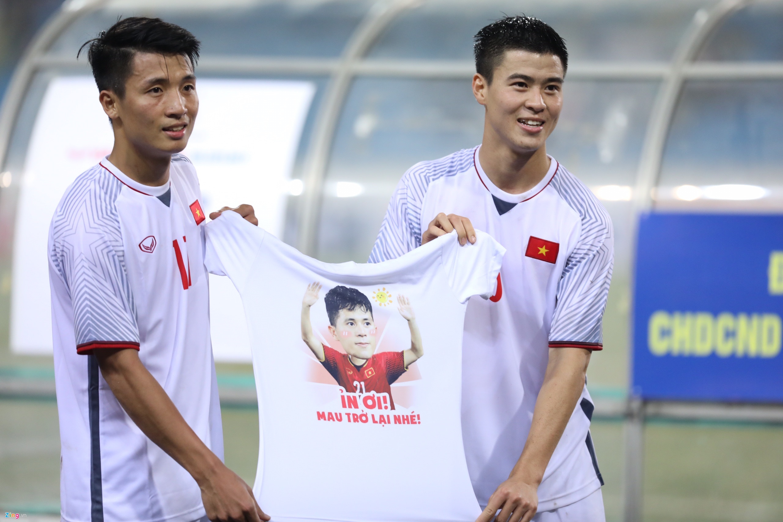 Trần Đình Trọng cảm ơn Duy Mạnh và Tiến Dũng ảnh 1 Tran Dinh Trong cam on Duy Manh va Tien Dung anh 1