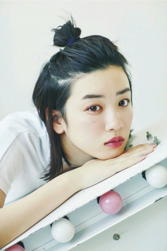 Nu dien vien Nhat Ban noi tieng vi khoc dep anh 2