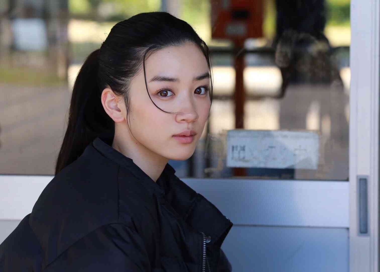 Nu dien vien Nhat Ban noi tieng vi khoc dep anh 14