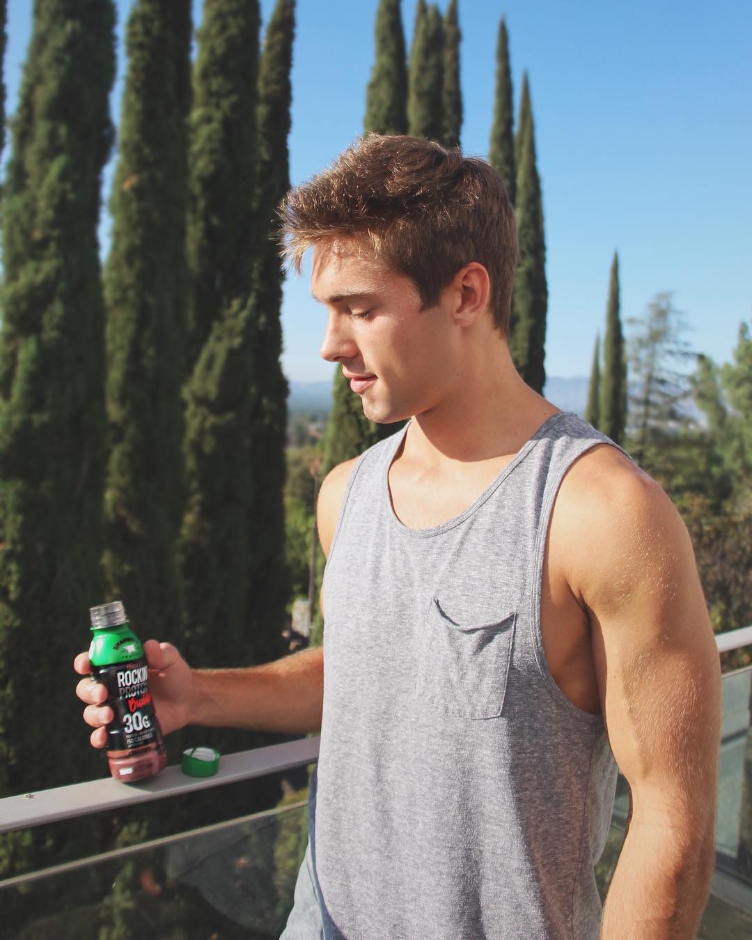 Ban trai moi cua Selena Gomez anh 15