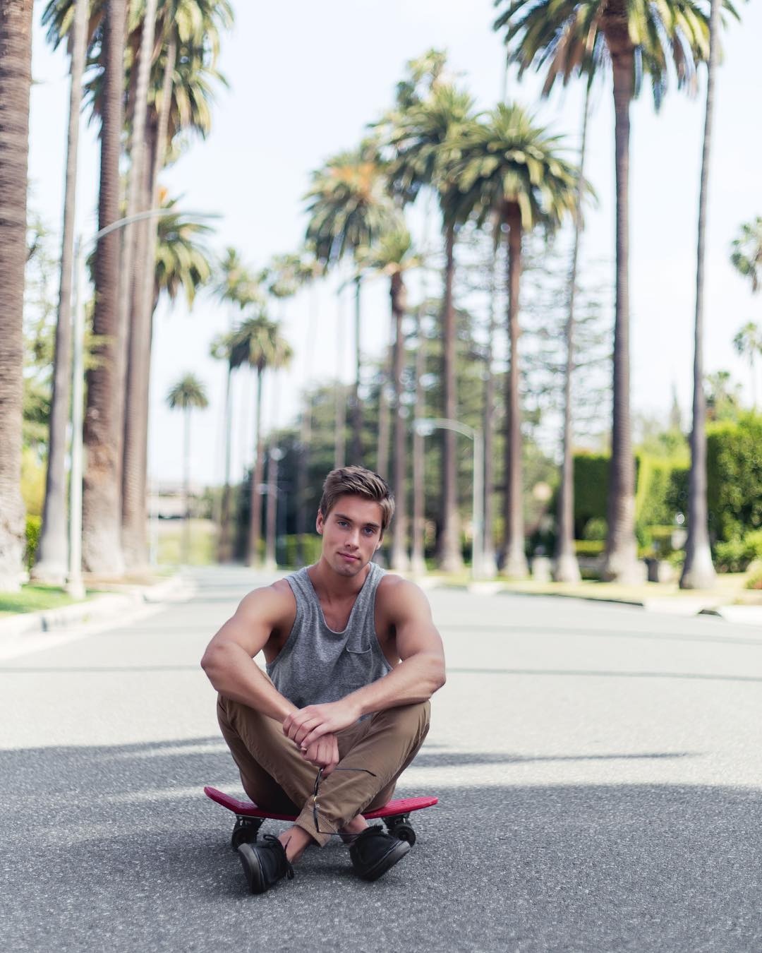 Ban trai moi cua Selena Gomez anh 3