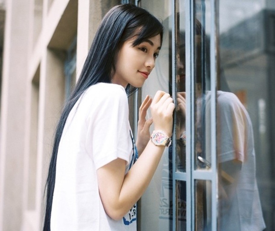 4 hot girl noi tieng chau A sinh nam 1995 anh 12