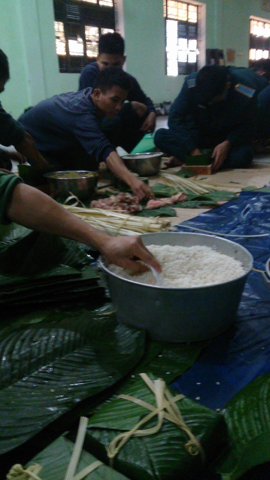 Tết của sinh viên trường an ninh quân đội phải trực ảnh 2 Tet cua sinh vien truong an ninh quan doi phai truc anh 2