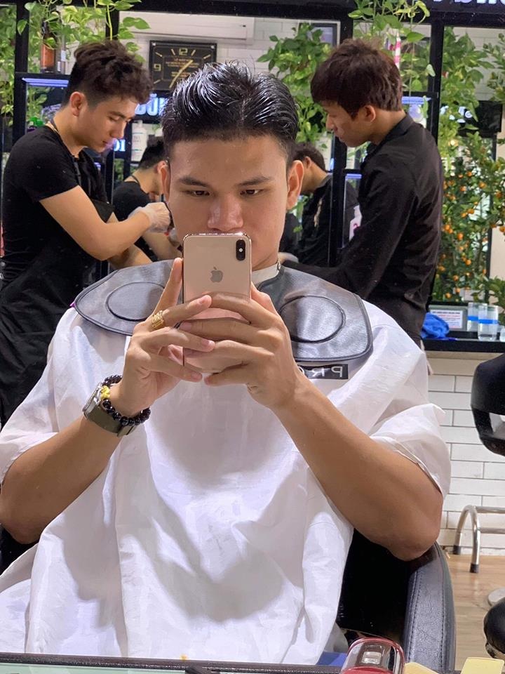 ban gai tin don cua cau thu xuan manh anh 8