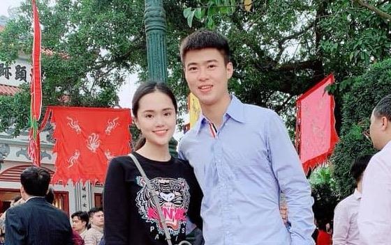 Duy Manh du xuan ben ban gai, Lam Tay sang Thai tap luyen dung dip Tet hinh anh