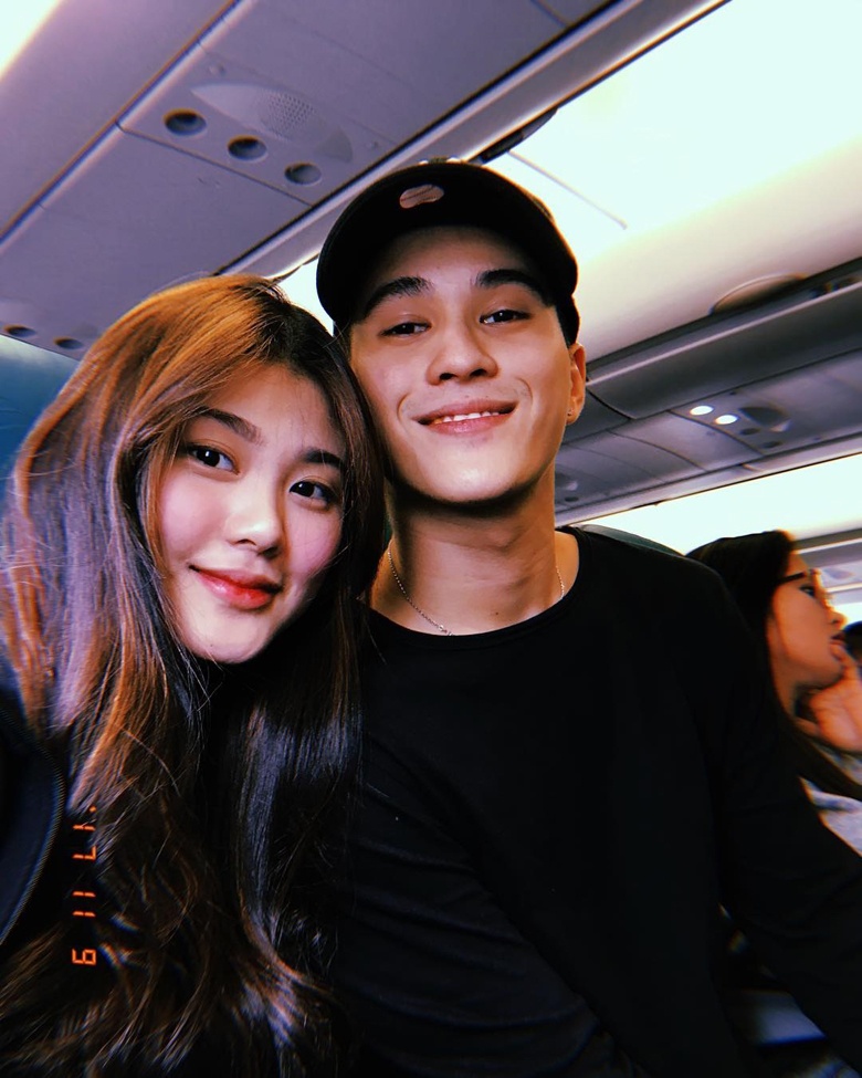 co gai dang hinh ky niem du ban trai da mat anh 4