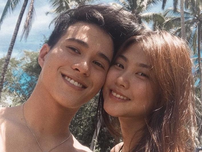 Co gai van deu dan dang anh ky niem du ban trai da mat 2 nam hinh anh