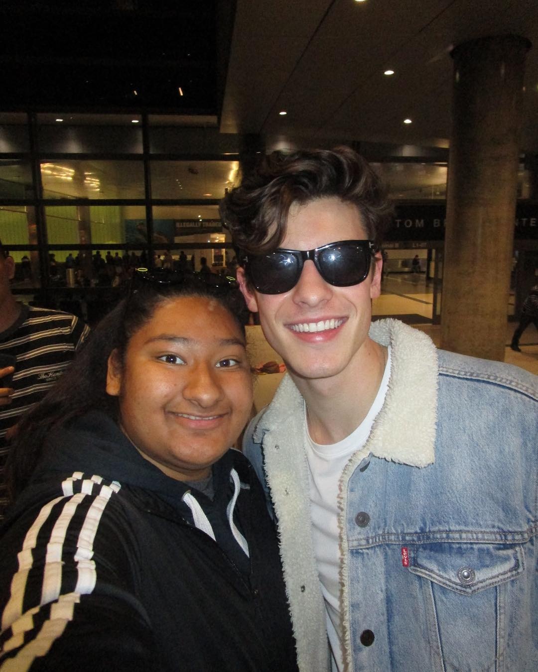 Co gai chup anh voi loat ngoi sao quoc te anh 7