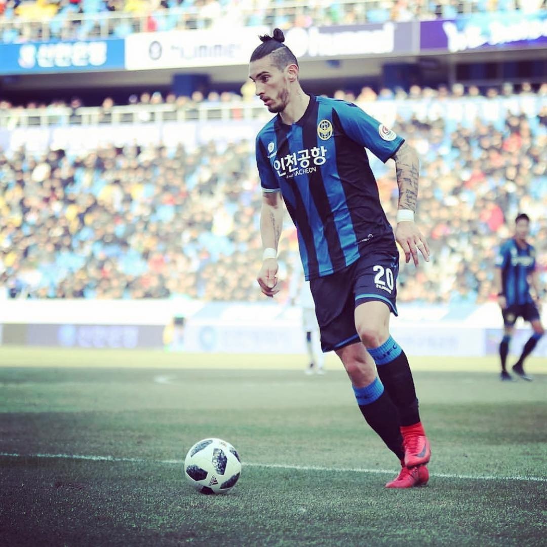 Dong doi dep trai cua Cong Phuong tai Han Quoc anh 3