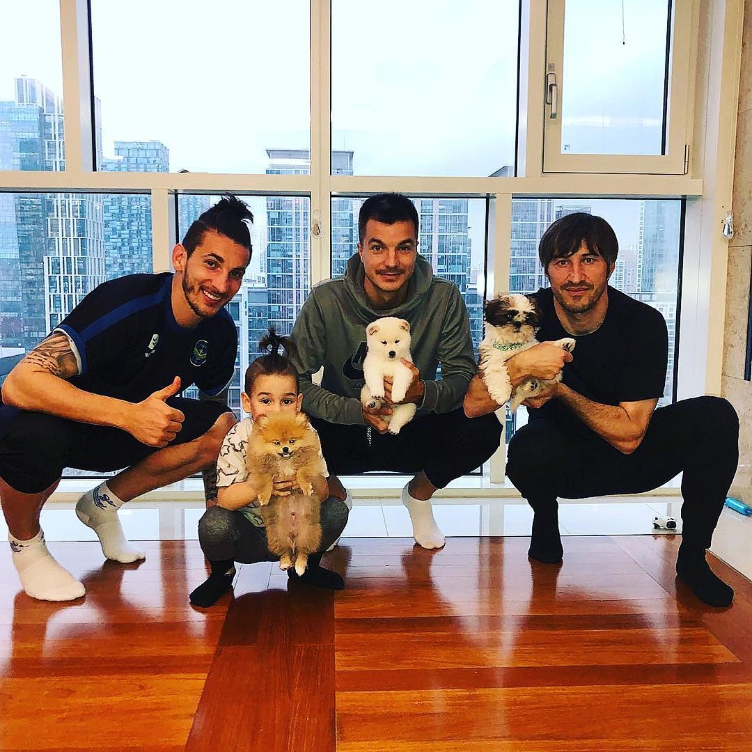 Dong doi dep trai cua Cong Phuong tai Han Quoc anh 15