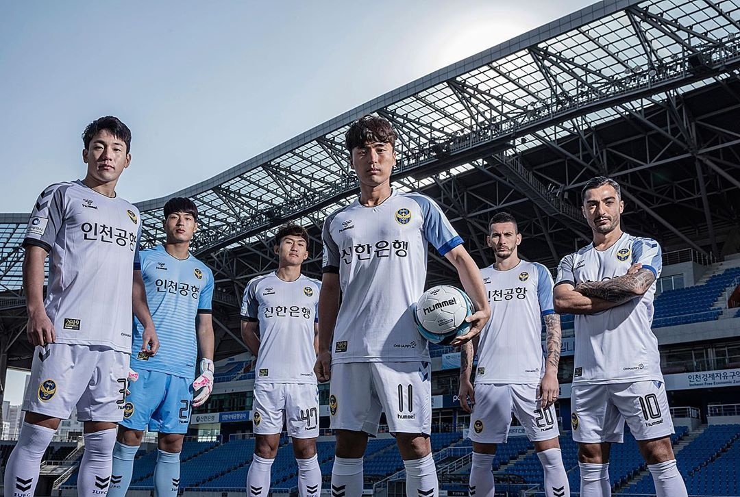 Dong doi dep trai cua Cong Phuong tai Han Quoc anh 11