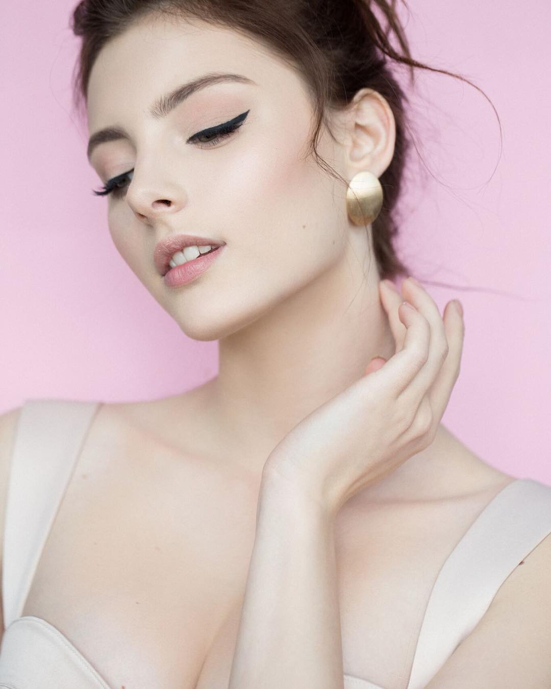 Nang mau 18 tuoi xinh dep tua nu than anh 4