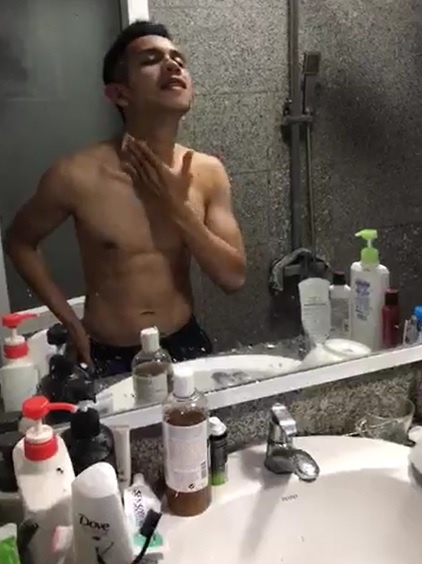 Hồng Duy chăm sóc da mặt như con gái ảnh 1 Hong Duy cham soc da mat nhu con gai anh 1