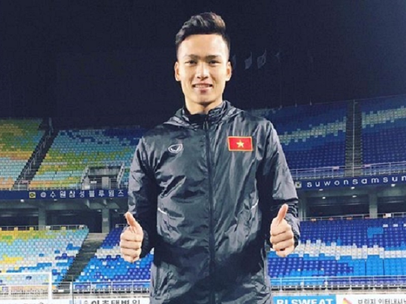 Pha ghi ban cua Bui Hoang Viet Anh vao luoi Philippines hinh anh