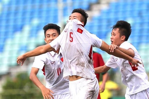 Cau thu dep trai tranh suat tham du giai U23 chau A anh 8