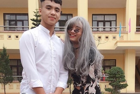Nam sinh Quang Ninh gay an tuong voi phan trinh dien thoi trang hinh anh